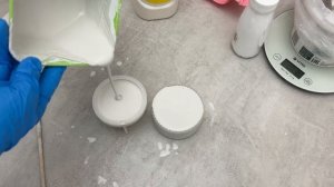Как убрать полоски/ пятна на гипсовых изделиях?