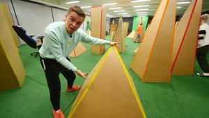 ПРЯТКИ В ТРЕУГОЛЬНЫХ КОРОБКАХ от Монстров Челлендж!