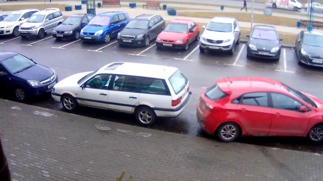 Водитель со стажем паркуется как баба
