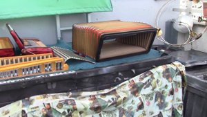 Аккордеон "HOHNER" и его настройка при помощи тюнера 002