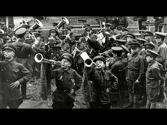 Марш музыкальных воспитанников