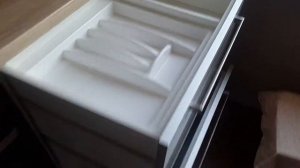 Кухня Фасади: МДФ ПЛАСТИК В АЛЮМИНИЕВОМ ПРОФИЛЕ