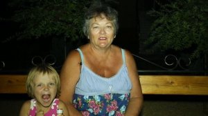 Если падает вилка или ложка то кто придет и к чему это