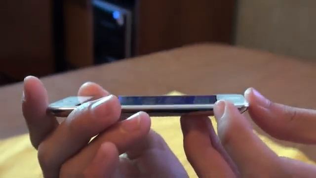 Распаковка и обзор Sony Xperia Z (Black) смотреть онлайн