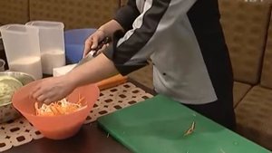 Как быстро и просто приготовить квашеную капусту?