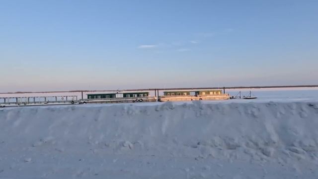 НА МОСКВИЧЕ ПО ЗИМНИКАМ В АРКТИКУ. ИЗ ХМАО В ЯНАО ЧЕРЕЗ ПРИОБЬЕ, ИГРИМ, МУЖИ В САЛЕХАРД. 3 СЕРИЯ смотреть онлайн