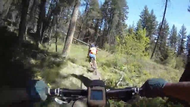 Mountain Biking on Screaming Mosquito near Kamloops (GoPro HD) смотреть онлайн