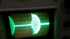 Осциллограмма электрического поля тесла качера с АМ по питанию. Схема