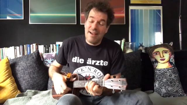 This is the life Amy Mc Donald Ukulele Cover by Seffi смотреть онлайн