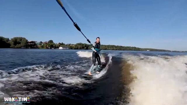 ЧТО ТАКОЕ ВЕЙКСЕРФ? ВЕЙКСЕРФ В МОСКВЕ НА ПИРОГОВСКОМ ВОДОХРАНИЛИЩЕ.