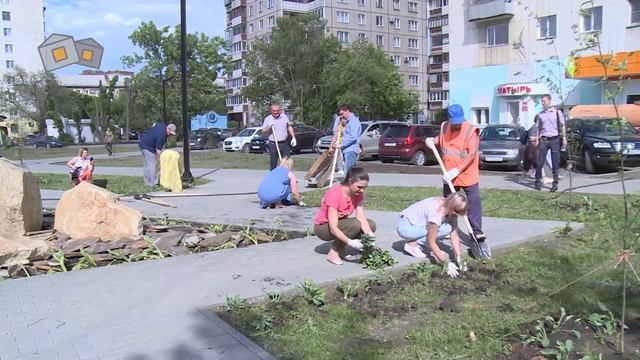 Цветущий город пришел в первую городскую