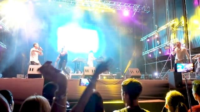 Represent Cuba, Orishas Concert Finale, Huelva, Spain смотреть онлайн