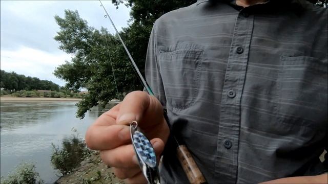 Вечерняя рыбалка на Днестре после запрета 18.06.2021 / Лес после сильного ветра и ливня 15.06.2021 смотреть онлайн