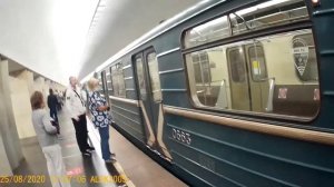 Поездка в Москву ВДНХ 25.05.2020, Поезд Номерной Посадки нет на станции Китай-Город