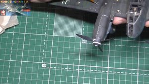 #Messerschmitt148#Meng Нанесение сколов на модель авиации.