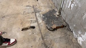 Ужасы гражданского строительства СССР | Дом серии И209-А - Ремонт квартиры | Часть #1