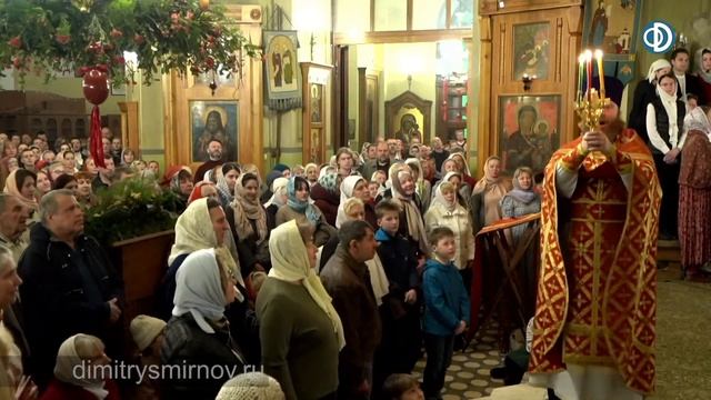Пасхальное богослужение. Храм Пресвятой Богородицы в Петровском парке смотреть онлайн