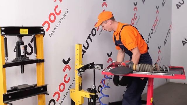 FORD MONDEO 3 Első lengéscsillapítók csere [ÚTMUTATÓ] смотреть онлайн