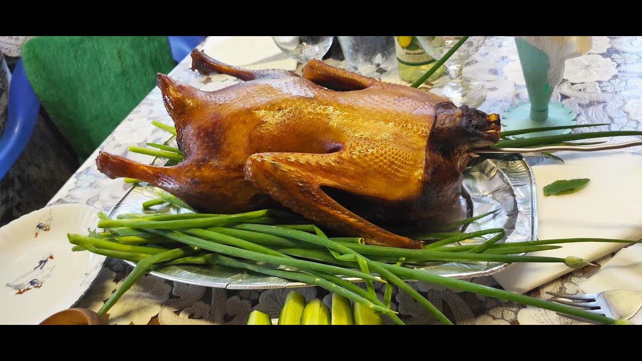 Гусь горячего копчения .Гусь варёно копчёный.