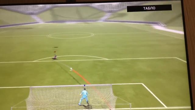 Как я стою на воротах в FIFA 16