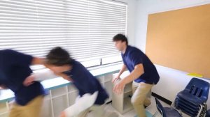 Я построил 3 секретных комнат в Строгой Школе