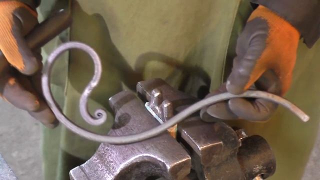 Особый простой завиток для ковки смотреть онлайн