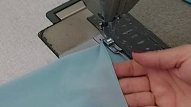 Как легко и просто можно сшить шифоновую шаль. смотреть онлайн