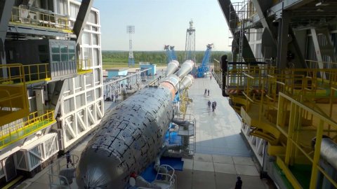 Лидеры России и Белоруссии посетят космодром Восточный