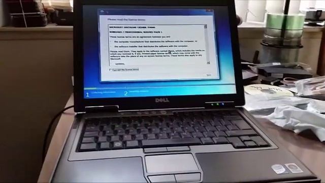 Installing Windows 7 on a Dell Latitude D630 смотреть онлайн