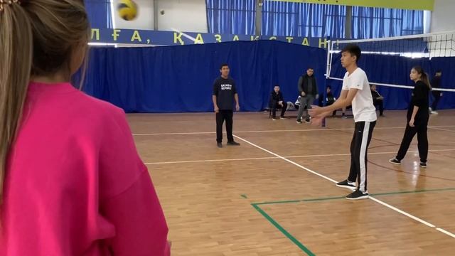 VLOG / ОДИН ДЕНЬ ИЗ МОЕЙ ЖИЗНИ/ ВОЛЕЙБОЛ ? смотреть онлайн