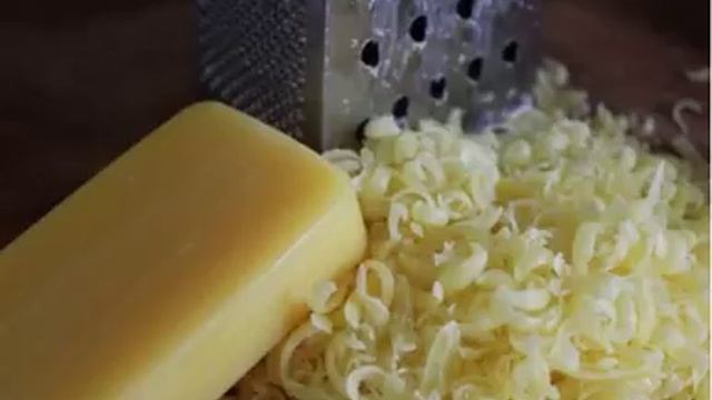 Стиральный Порошок из Хозяйственного Мыла. Безвредный на все 100% и отстирывает великолепно смотреть онлайн