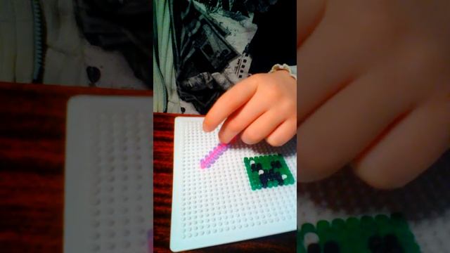 Крипер и палочка из термомозаика смотреть онлайн