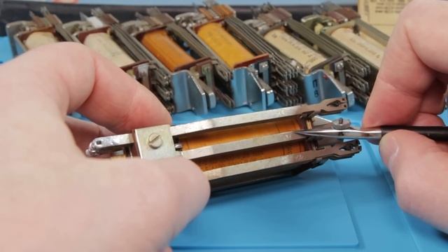Что, реле там с ячейкой шалят? Телефонное реле РПН. Описание конструкции, принцип работы