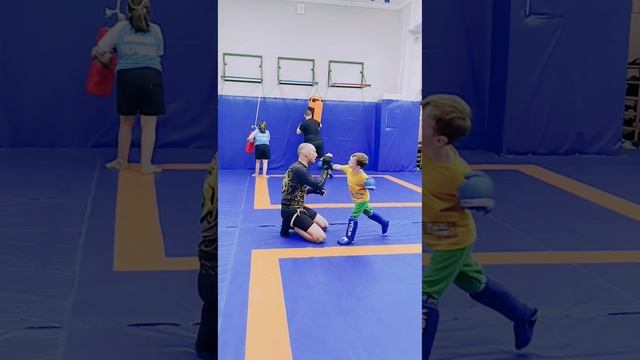 Воскресные тренировочки. 3 папы+3ребенка