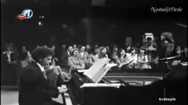 Ayten Alpman ~ Bir Başkadır Benim Memleketim 1978 смотреть онлайн