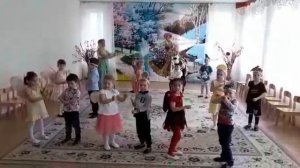 Танец "Веселый каблучок", средняя группа.