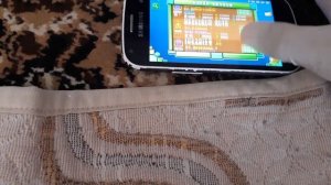 Телефон разбил из-за игры Geometry Dash