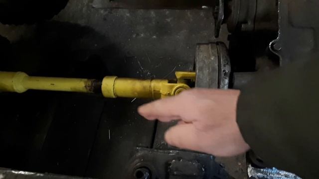 Самодельный трактор. Установка раздатки. смотреть онлайн