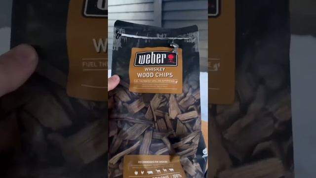 СТЕЙКИ ИЗ СВИНОЙ ШЕИ НА УГОЛЬНОМ ГРИЛЕ. МЕГА СОЧНО И ВКУСНО смотреть онлайн