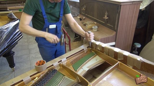 Реставрация старого рояля.Restoration of the old piano. смотреть онлайн