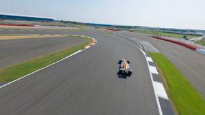 Red Bull - сверхбыстрый дрон