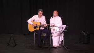 Опустите, пожалуйста, синие шторы