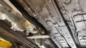 Антикоррозийная обработка Toyota Corolla 2020 г.в. материалами Dinitrol