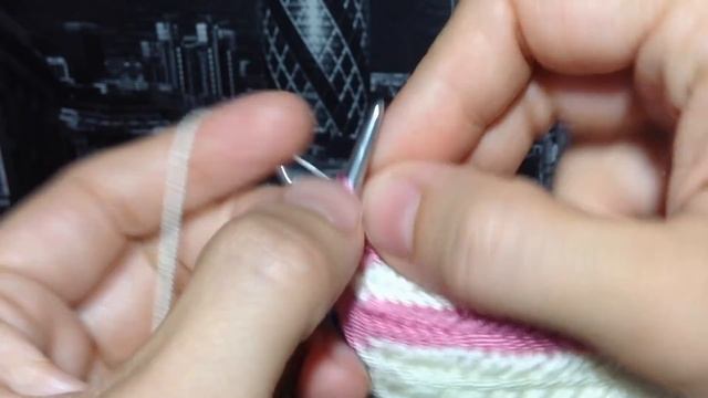 Плотный односторонний узор спицами Колосок смотреть онлайн