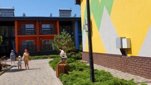 Обзор территории отеля Жемчужина Таврии в Кирилловке июль 2020