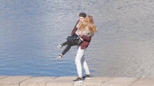 ПРАНК: КРАДУ ДЕВУШЕК У ПАРНЕЙ