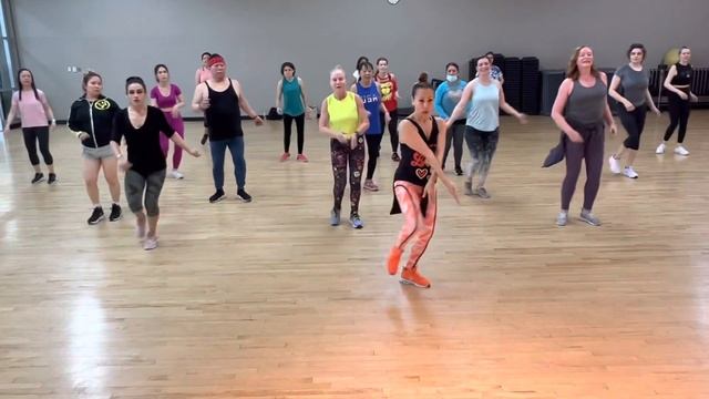 Bachata con Tango ZIN 100 easy choreography ❤️ смотреть онлайн