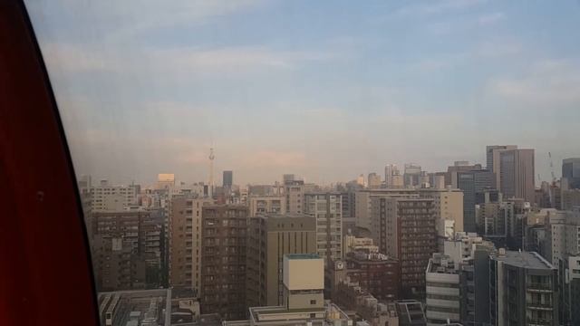 Токио. Парк аттракционов. Обзор города с высоты птичьего полета смотреть онлайн