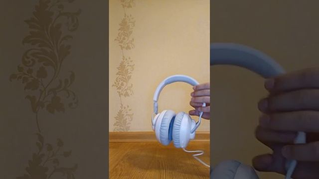 Распаковка наушников ( JBL ) смотреть онлайн