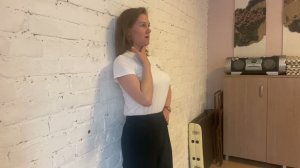 День 5.
УПРАЖНЕНИЯ У СТЕНЫ. ГЛУБОКАЯ ПРОРАБОТКА ШЕЙНО-ГРУДНОГО ОТДЕЛА.
